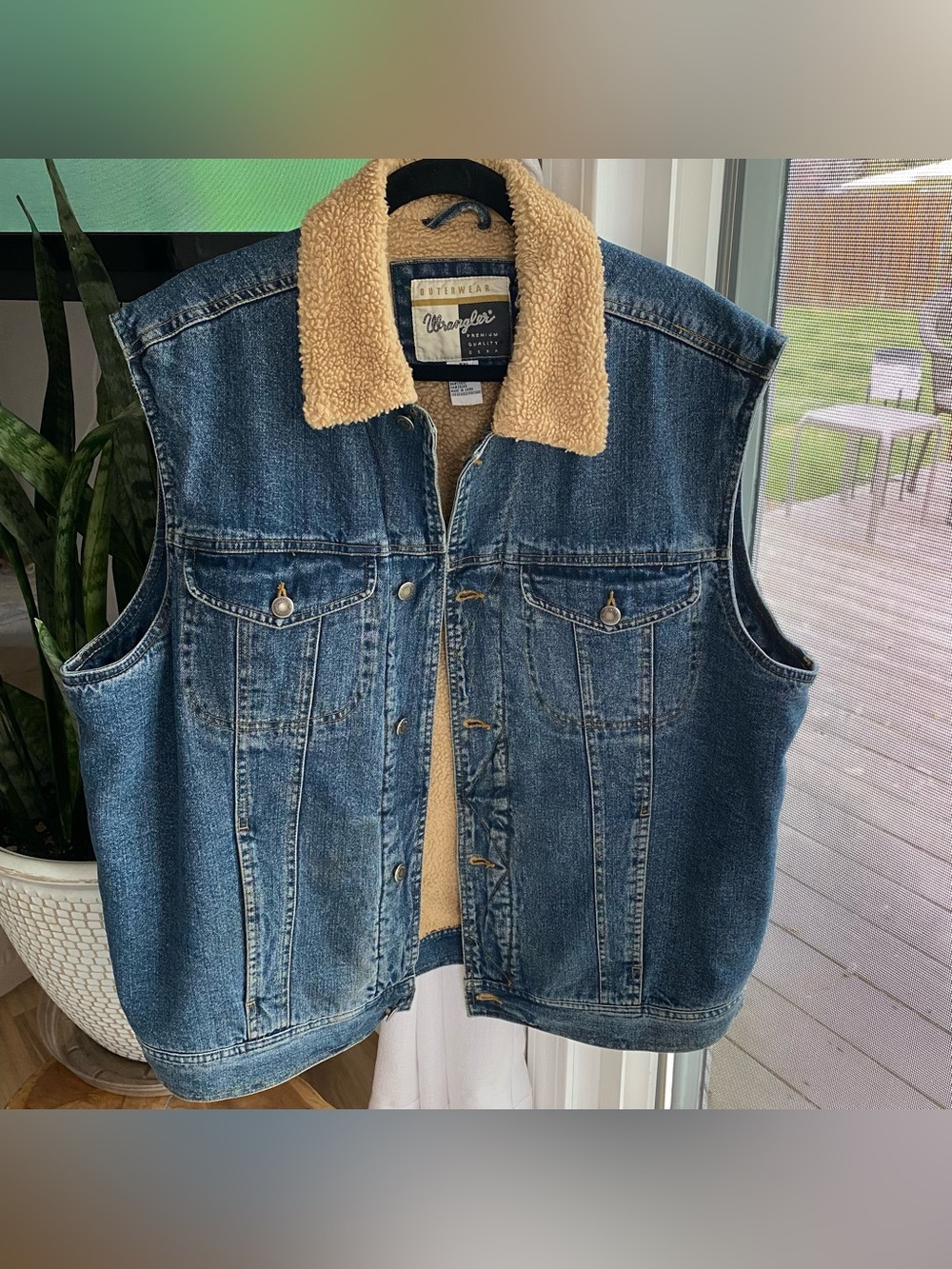 Vintage Wrangler workwear sherpa lined denim vest